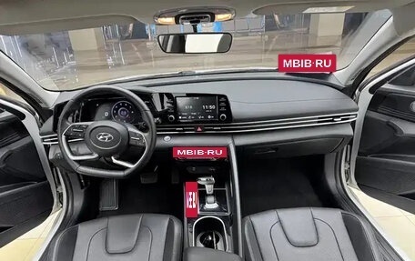 Hyundai Elantra, 2022 год, 1 120 010 рублей, 9 фотография