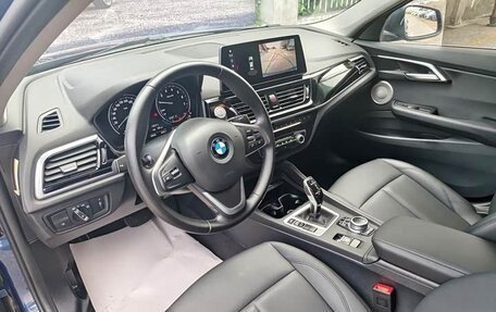 BMW 1 серия, 2022 год, 1 490 000 рублей, 5 фотография