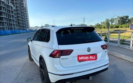 Volkswagen Tiguan II, 2018 год, 2 475 000 рублей, 4 фотография
