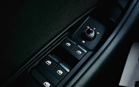 Audi A4, 2018 год, 1 520 010 рублей, 17 фотография