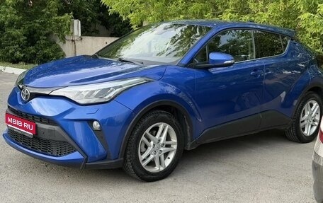 Toyota C-HR I рестайлинг, 2020 год, 2 099 000 рублей, 1 фотография