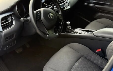 Toyota C-HR I рестайлинг, 2020 год, 2 099 000 рублей, 5 фотография