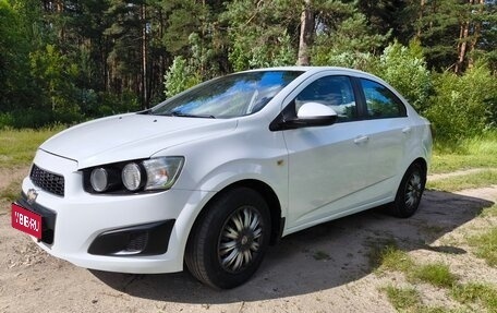 Chevrolet Aveo III, 2012 год, 450 000 рублей, 1 фотография