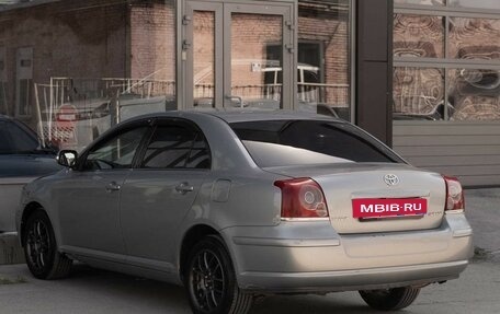 Toyota Avensis III рестайлинг, 2007 год, 800 000 рублей, 7 фотография