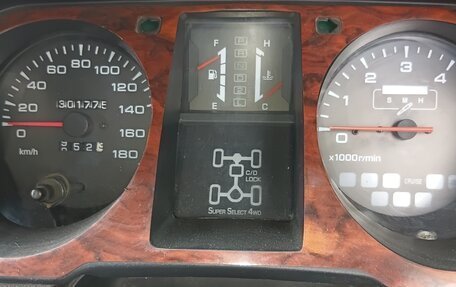 Mitsubishi Pajero III рестайлинг, 1995 год, 580 000 рублей, 4 фотография