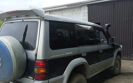Mitsubishi Pajero III рестайлинг, 1995 год, 580 000 рублей, 5 фотография