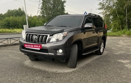 Toyota Land Cruiser Prado 150 рестайлинг 2, 2012 год, 2 800 000 рублей, 2 фотография