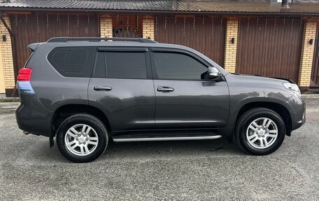 Toyota Land Cruiser Prado 150 рестайлинг 2, 2012 год, 2 800 000 рублей, 11 фотография