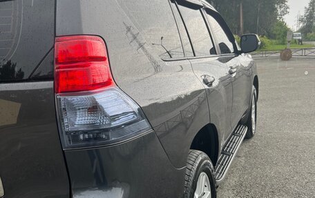 Toyota Land Cruiser Prado 150 рестайлинг 2, 2012 год, 2 800 000 рублей, 14 фотография