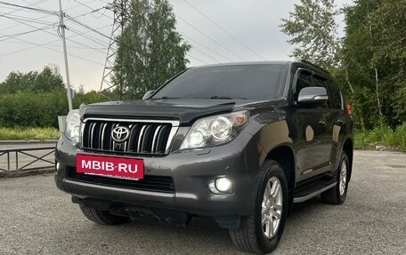 Toyota Land Cruiser Prado 150 рестайлинг 2, 2012 год, 2 800 000 рублей, 3 фотография