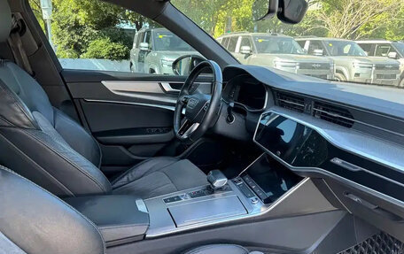Audi A6, 2022 год, 4 000 000 рублей, 8 фотография