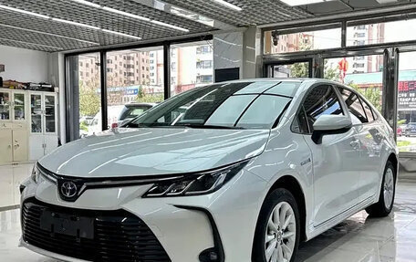 Toyota Corolla, 2022 год, 1 450 010 рублей, 2 фотография