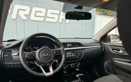 KIA Rio IV, 2018 год, 1 399 000 рублей, 6 фотография