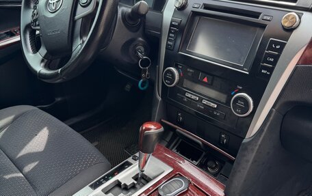 Toyota Camry, 2014 год, 1 400 000 рублей, 9 фотография