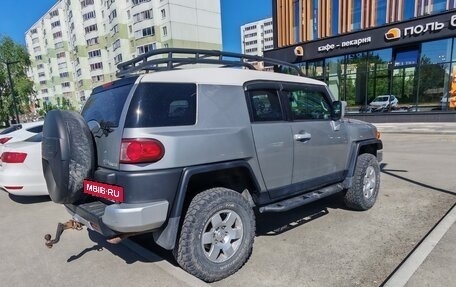 Toyota FJ Cruiser, 2010 год, 2 880 000 рублей, 8 фотография