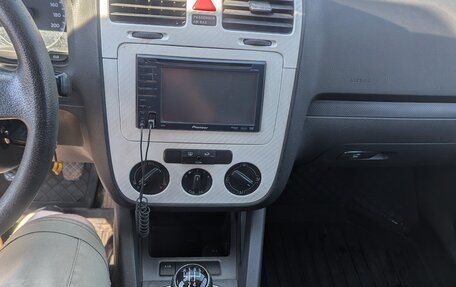Volkswagen Golf V, 2006 год, 250 000 рублей, 8 фотография