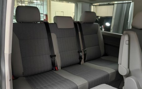Volkswagen Multivan T6 рестайлинг, 2015 год, 3 085 000 рублей, 9 фотография