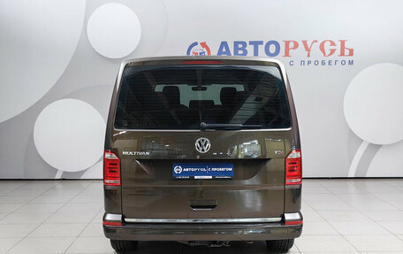 Volkswagen Multivan T6 рестайлинг, 2015 год, 3 085 000 рублей, 4 фотография