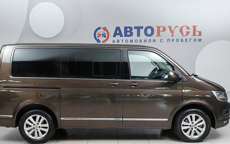 Volkswagen Multivan T6 рестайлинг, 2015 год, 3 085 000 рублей, 5 фотография
