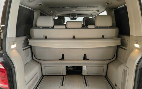 Volkswagen Multivan T6 рестайлинг, 2015 год, 3 085 000 рублей, 24 фотография