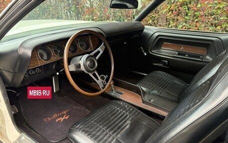 Dodge Challenger I, 1970 год, 13 000 000 рублей, 24 фотография