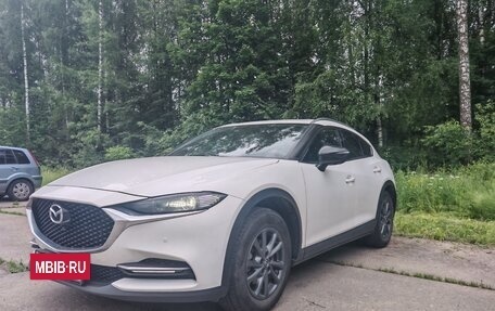 Mazda CX-4, 2023 год, 3 000 000 рублей, 4 фотография