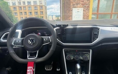 Volkswagen T-Roc I, 2022 год, 1 677 000 рублей, 8 фотография