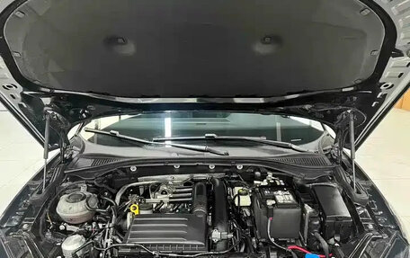 Skoda Superb III рестайлинг, 2023 год, 2 240 000 рублей, 9 фотография