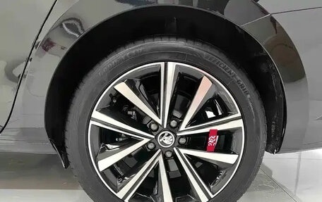 Skoda Superb III рестайлинг, 2023 год, 2 240 000 рублей, 11 фотография