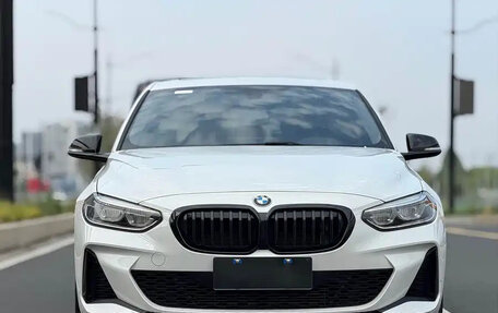 BMW 1 серия, 2023 год, 1 669 000 рублей, 2 фотография