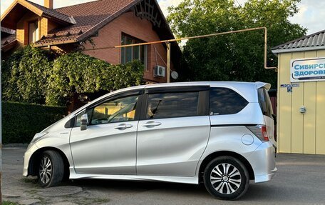 Honda Freed I, 2015 год, 1 170 000 рублей, 4 фотография