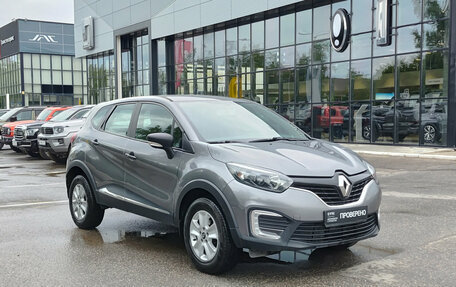 Renault Kaptur I рестайлинг, 2017 год, 1 250 000 рублей, 3 фотография