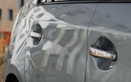 Toyota Prius, 2012 год, 770 000 рублей, 9 фотография