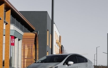 Toyota Prius, 2012 год, 770 000 рублей, 2 фотография