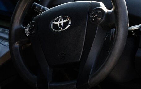 Toyota Prius, 2012 год, 770 000 рублей, 13 фотография