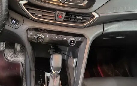 Chevrolet Orlando, 2020 год, 9 фотография
