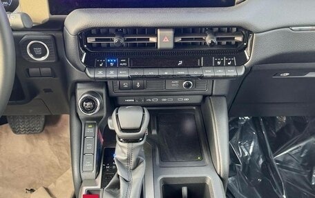Toyota Land Cruiser Prado, 2025 год, 10 500 000 рублей, 12 фотография