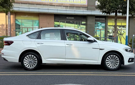 Volkswagen Lavida, 2021 год, 1 250 000 рублей, 4 фотография