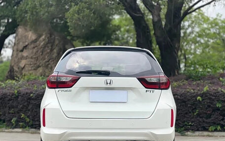Honda Fit, 2021 год, 1 080 000 рублей, 5 фотография