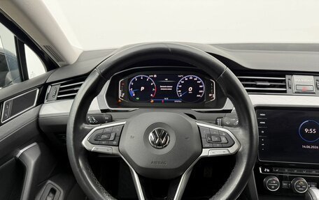 Volkswagen Passat B8 рестайлинг, 2020 год, 1 940 000 рублей, 12 фотография