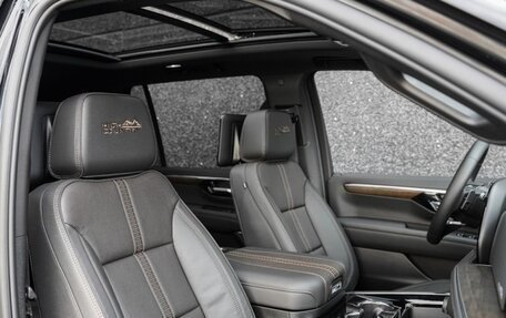 Chevrolet Suburban, 2025 год, 18 600 000 рублей, 6 фотография