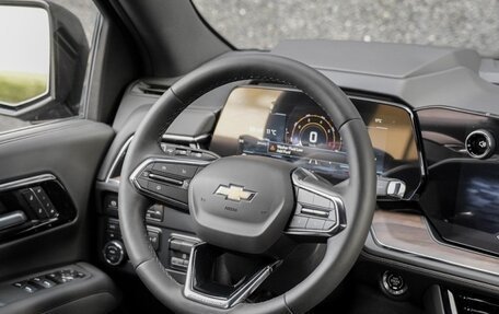 Chevrolet Suburban, 2025 год, 18 600 000 рублей, 8 фотография