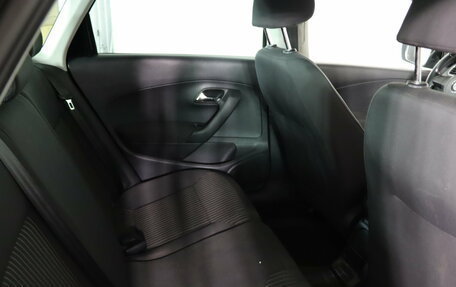 Volkswagen Polo VI (EU Market), 2012 год, 759 990 рублей, 21 фотография