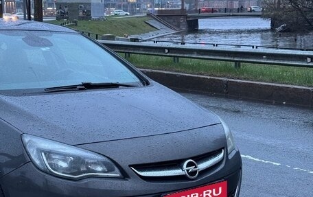 Opel Astra J, 2013 год, 950 000 рублей, 1 фотография