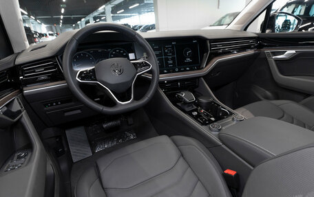Volkswagen Touareg III, 2025 год, 8 250 000 рублей, 7 фотография