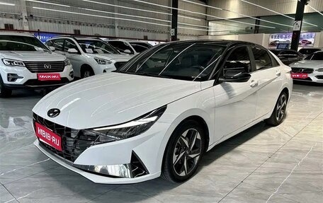 Hyundai Elantra, 2023 год, 1 750 000 рублей, 1 фотография