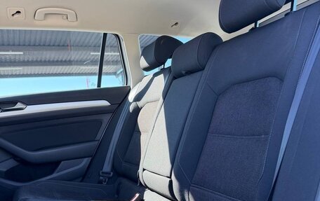 Volkswagen Passat B8 рестайлинг, 2015 год, 1 670 000 рублей, 6 фотография