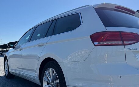 Volkswagen Passat B8 рестайлинг, 2015 год, 1 670 000 рублей, 27 фотография