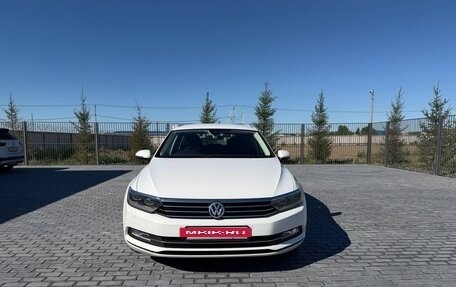 Volkswagen Passat B8 рестайлинг, 2015 год, 1 670 000 рублей, 38 фотография