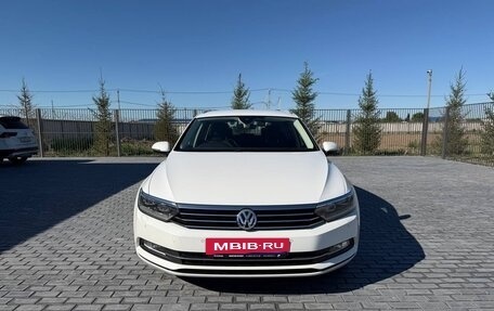 Volkswagen Passat B8 рестайлинг, 2015 год, 1 670 000 рублей, 35 фотография